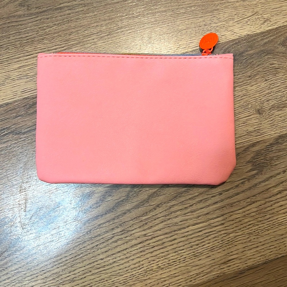 2/$10 Ipsy Makeup Bag - June 2021 - Picture 2 of 4